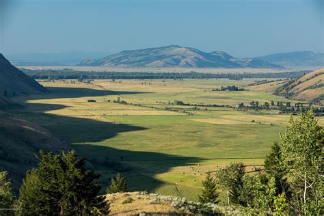 The 34 matching properties for sale in Wyoming have an average listing price of 68,485 and price per acre of 1,694. . Wyoming land